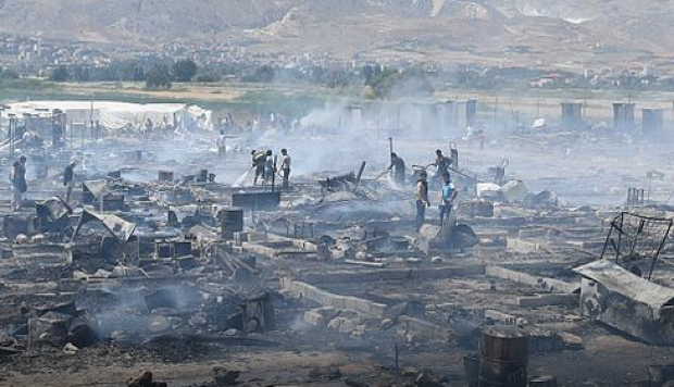 آتش اردوگاه آوارگان سوری در دره بقاع لبنان را خاکستر کرد